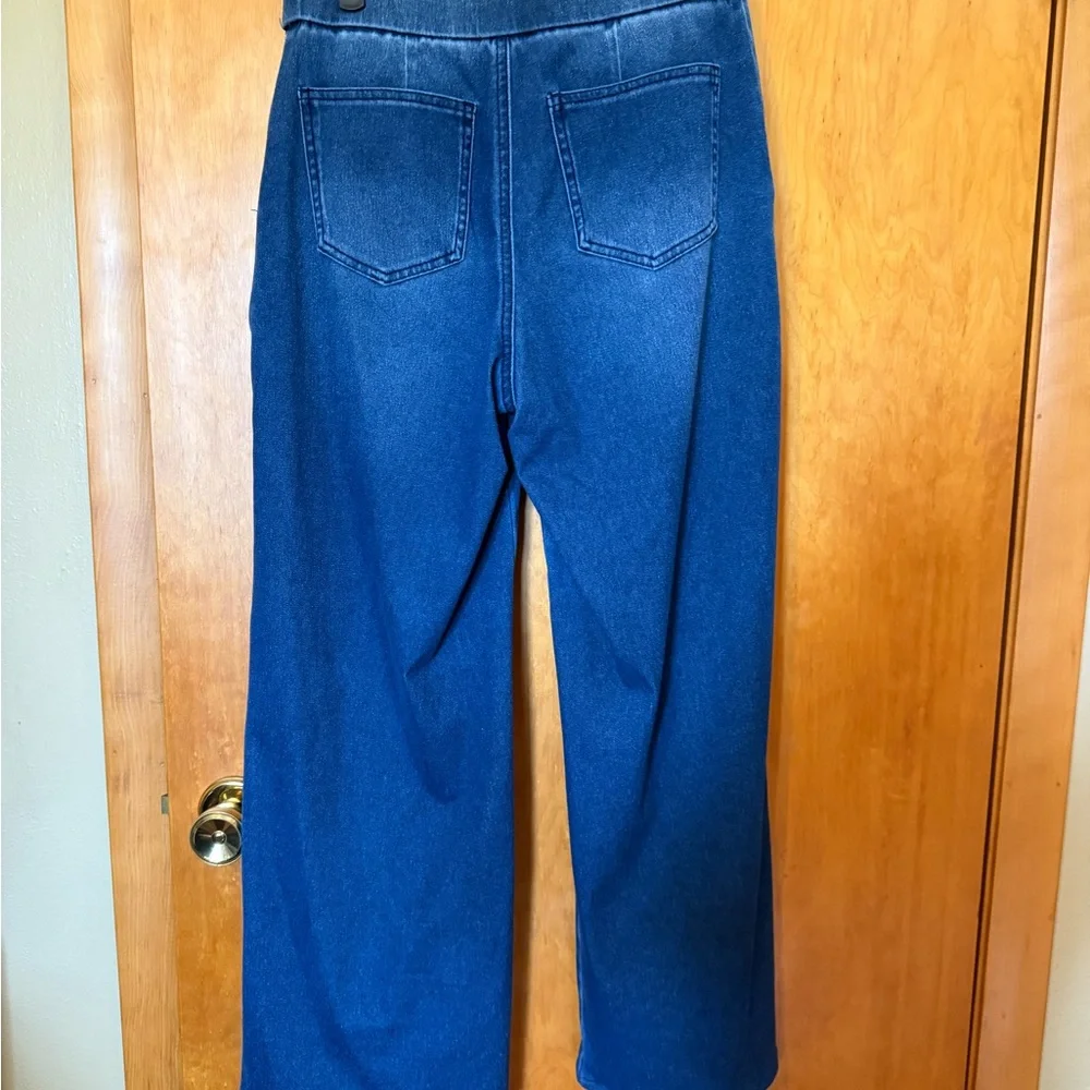 Stylish Blue Wide-Leg Jeans Size Small NWOT - Picture 2 of 4